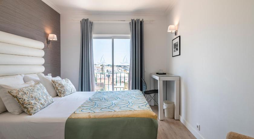 Image of Double Sea View Room with balcony 4