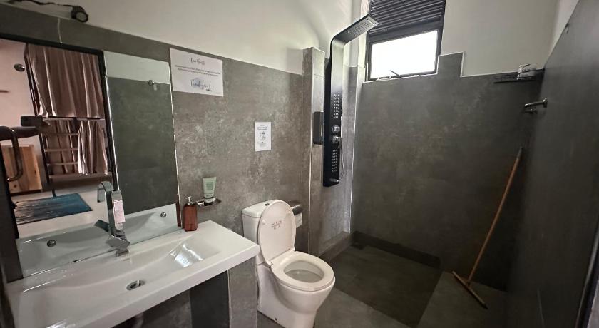 Beyond Nomad Luxury Hostel - image 14