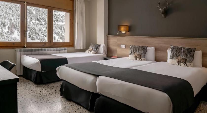 Imatge de Standard Triple Room 0