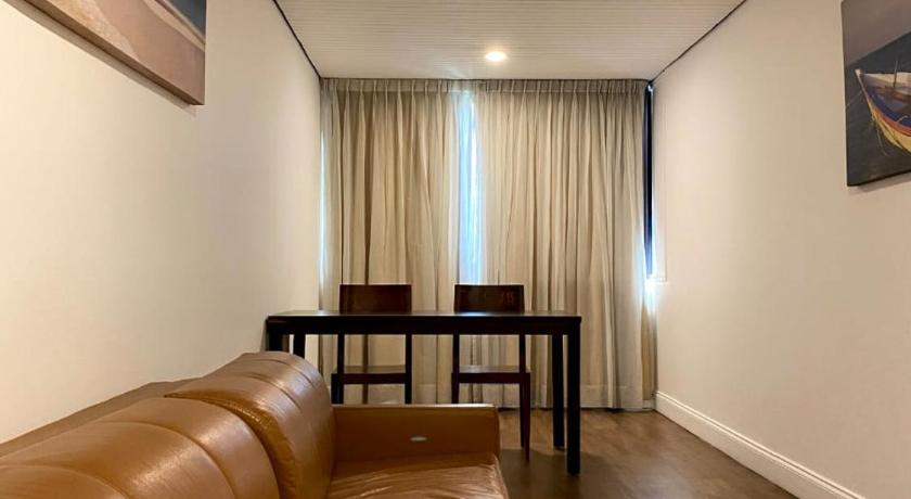 Image of Triple Room 6