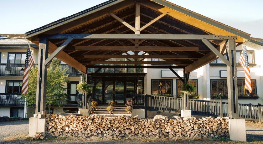 Hunter Hunter Lodge, a Bluebird by Lark 3-Star Accommodation restaurant