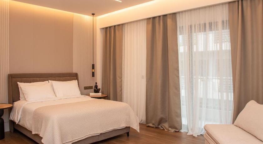 LUMINA Luxury Suites