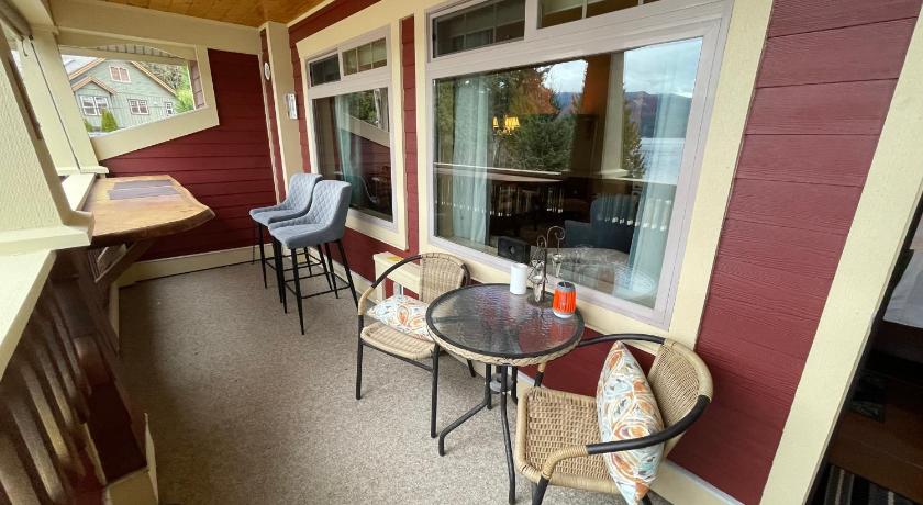 Image of King Suite 13