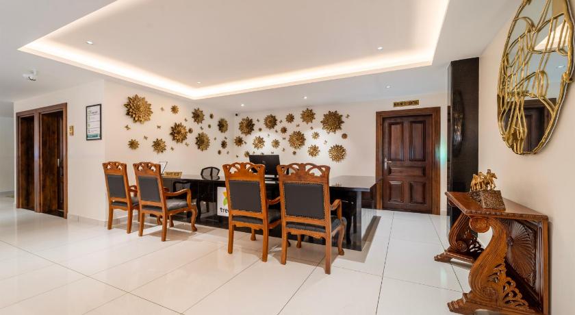 Treebo Premium Silva Lux - image 7