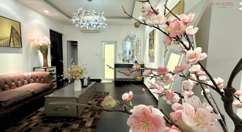 A In Hotel Glamour – Ho Chi Minh City