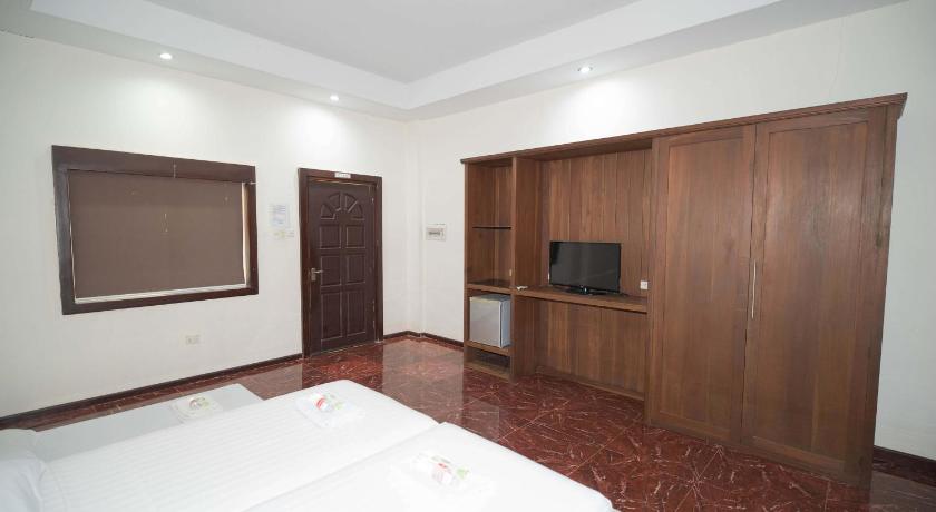 Brevant Pool Club and Resort - image 28