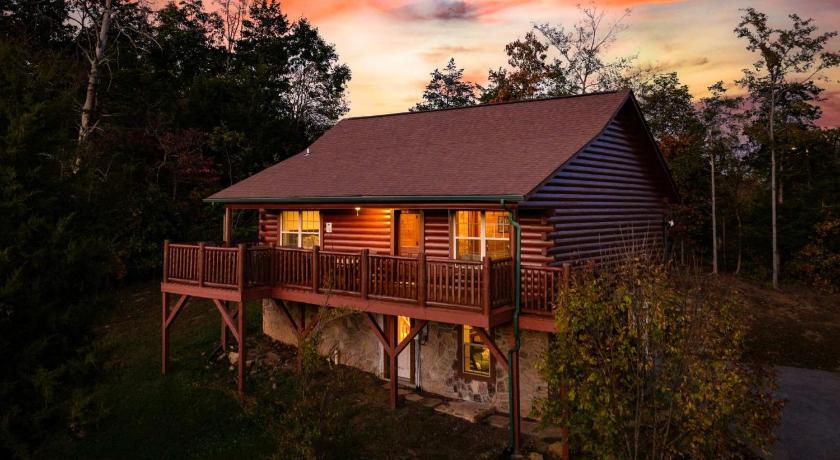 Sevierville Stunning 4BR Cabin Bluff Mtn Views Sevierville 4-Star Accommodation suite