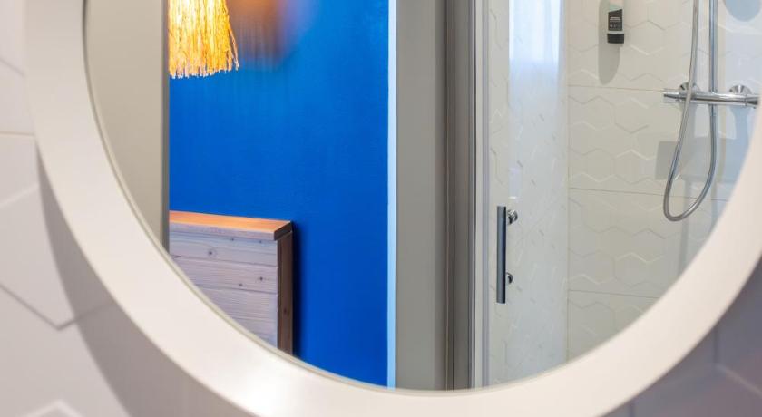 Image de Chambre Double avec Lit d'Appoint - Vue sur Ville (Double Room with Extra Bed - City View) 2