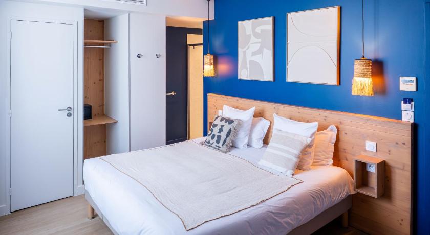 Image de Chambre Double avec Lit d'Appoint - Vue sur Ville (Double Room with Extra Bed - City View) 0