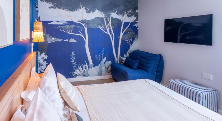 Image de Chambre Double avec Lit d'Appoint - Vue sur Ville (Double Room with Extra Bed - City View) 4