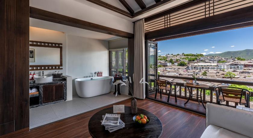 麗江 Maison lyly 300 Year Historical Cultural Courtyard and Ancient City View ホテル 外観