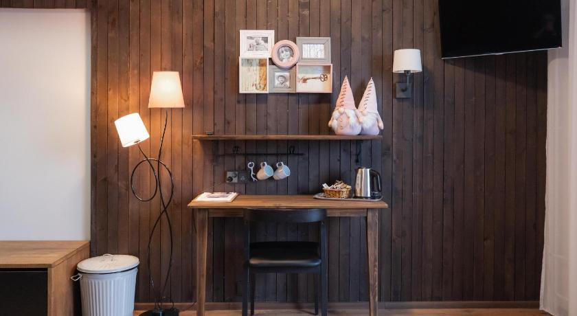 Image of Standard with Sauna and Fireplace 5