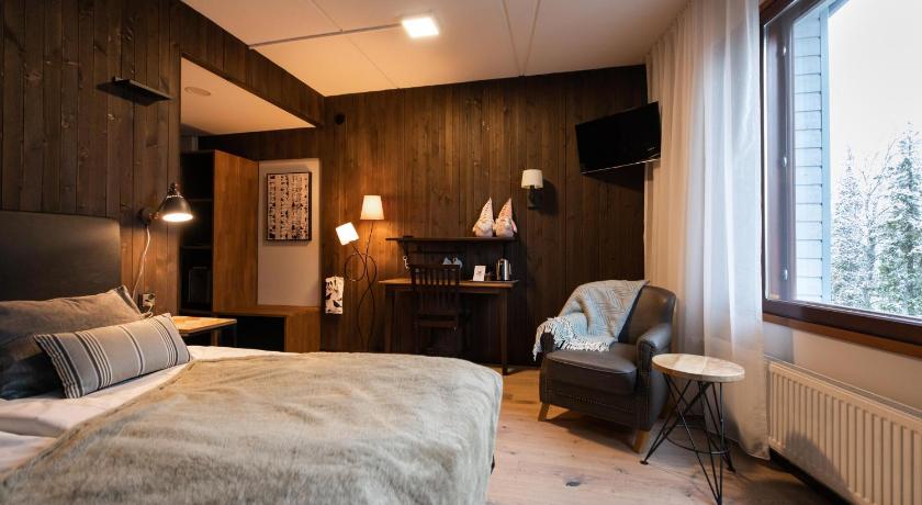 Image of Standard with Sauna and Fireplace 0