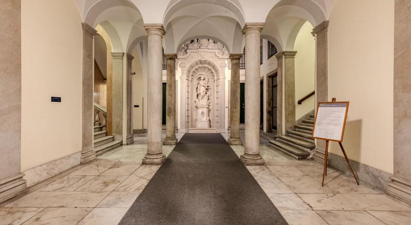 Le Colonne Di San Luca Affittacamere