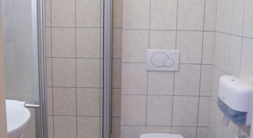 Image of Triple Room 6