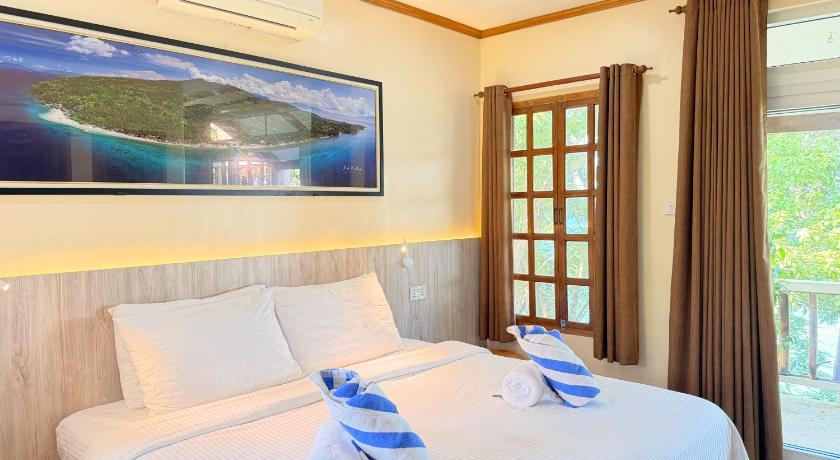 Image of Seaview 10