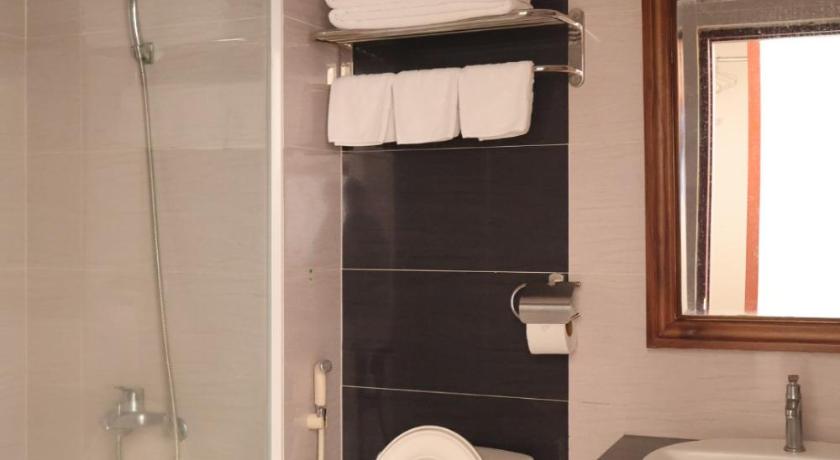 Phòng Giường Đôi Nhìn Ra Biển (Double Room with Sea View)