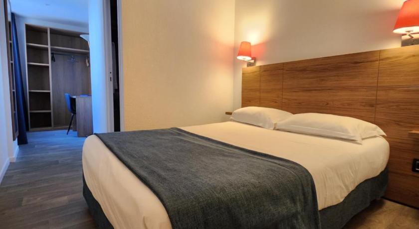 Image of Double Room 4