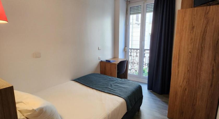 Image of Single Room 1