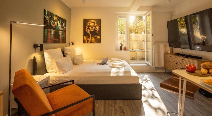 have-a-nice-Stay - Souterrain - ruhig - nahe U Bahn Hamburg - nahe der Natur