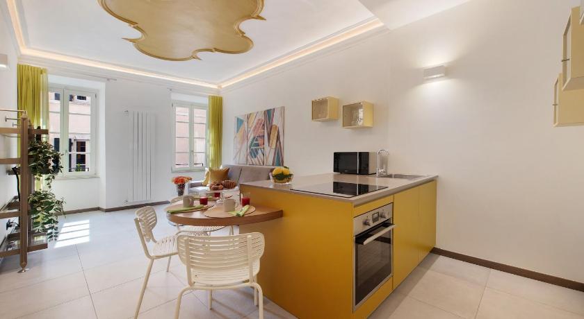 Gemhouse Ambra garda lake