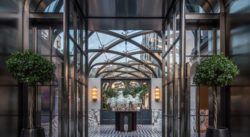 Shanghai Blackstone M Hotel - image 2