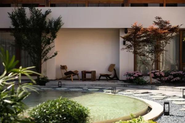 麗江 朴致丨设计师奢享度假丨花园酒店Holiday Villa シングルルーム 眺望
