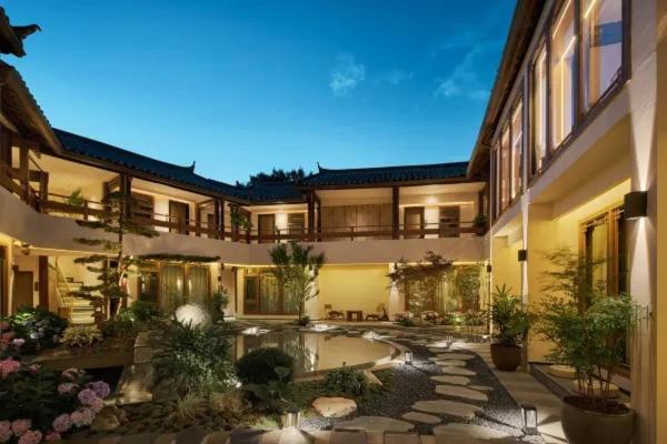 麗江 朴致丨设计师奢享度假丨花园酒店Holiday Villa シングルルーム ロビー
