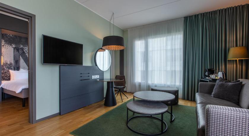 Image of Suite 10