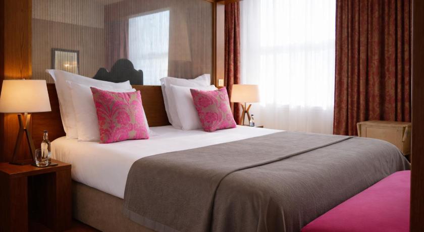 Image of Suite 3