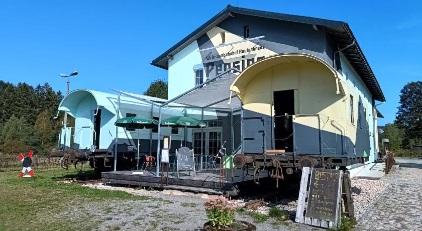 Weltraumbahnhof Rautenkranz - Steampunk Hotel