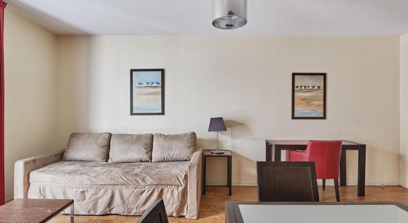 Image of Superior One-Bedroom Apartment with Balcony (4 Adults) 10