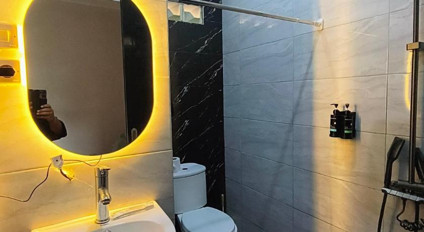 Image of Executive suite 2
