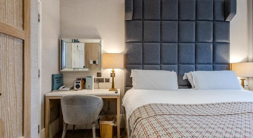 Image of Cozy Double Room 4