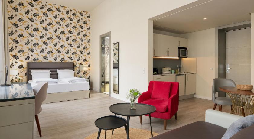 Image of Junior Superior Loft 4