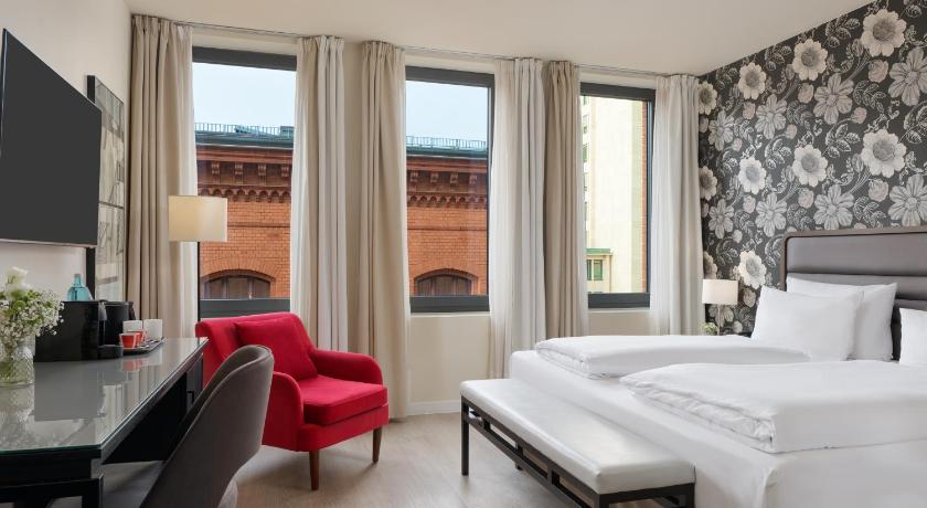Image of Deluxe Double Room 6
