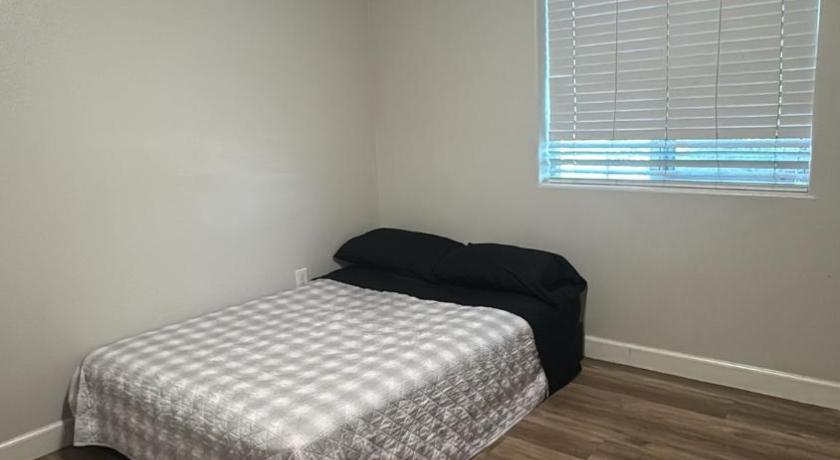 산타아나 (CA) Humble Abode at Santa Ana 숙소 객실