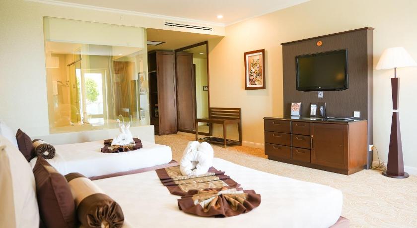 Image of Deluxe Double or Twin Room with Sea View 5