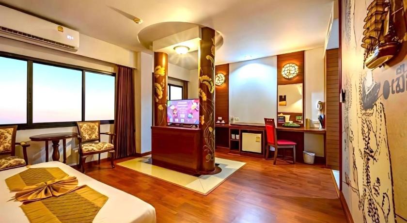 Image of Deluxe Suite 1