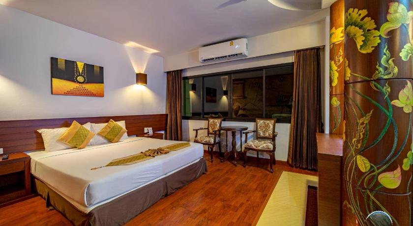 Image of Deluxe Suite 0