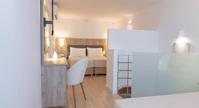 Image of One-bedroom Loft Apartment 0