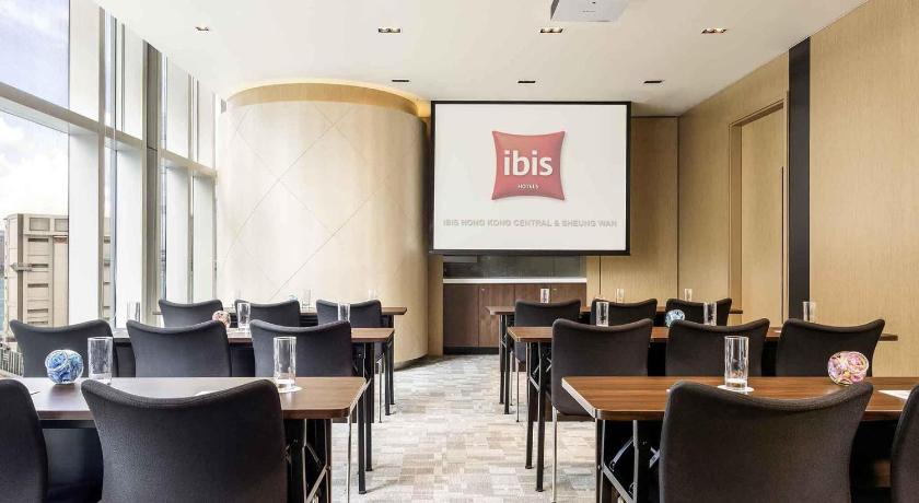 Ibis Hong Kong Central & Sheung Wan Hotel - image 11