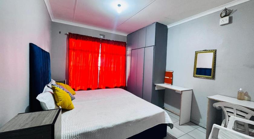 Segaeco Properties & Accommodation