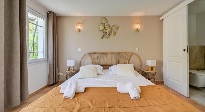 Image of Double Room with Garden View 0