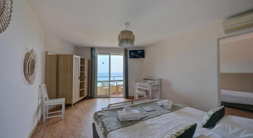 Image of Family Suite  Terrace with Sea View 4