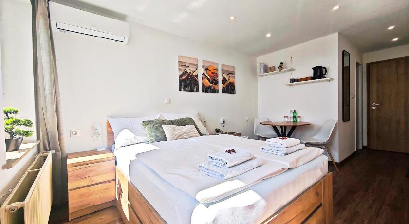 PAVLIN Bed & Breakfast