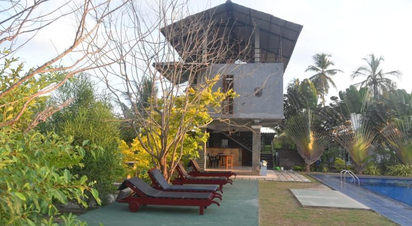 Cinnamon Villa - image 20