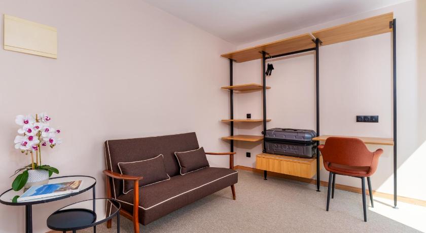 รูปของห้องสวีทมาตรฐาน (Standard Suite) 8