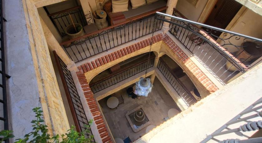 Al Madina, traditional Riad
