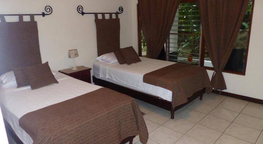 Image of Standard Twin Room 1